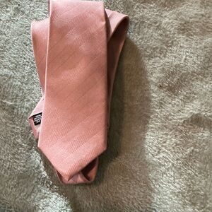 Tie Bar light dusty rose tie